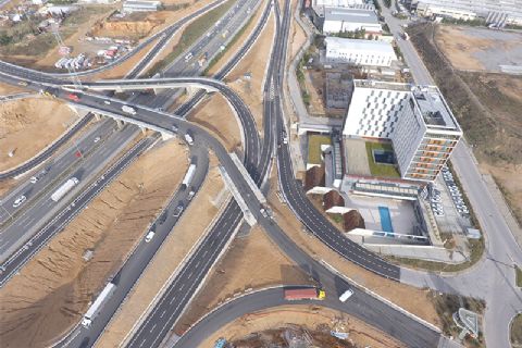 Çayırova TEM Otoyolu OSB Köprülü Kavşakları İnşaatı